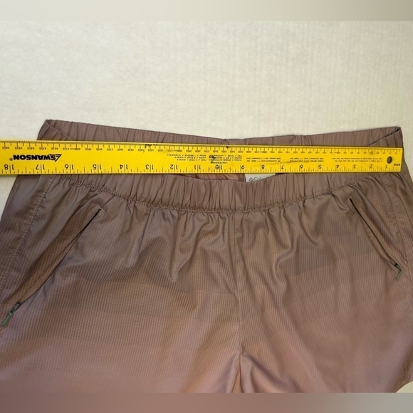 Columbia women’s Tidal spray stretch windbreaker iridescent shorts Sz-L. N13 - Picture 12 of 14